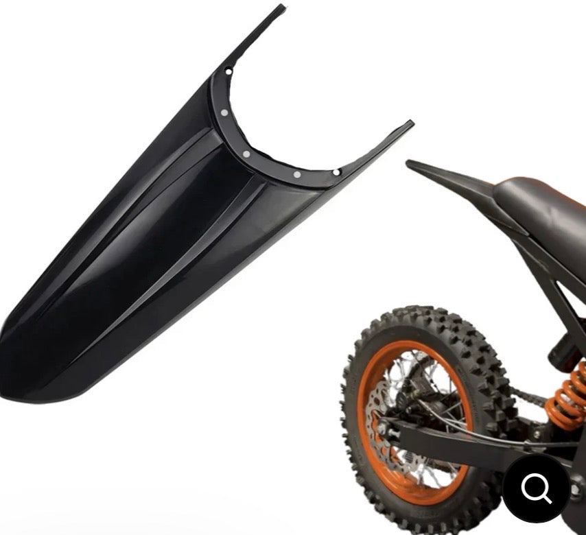 Tuttio rear fender with titanium bolts